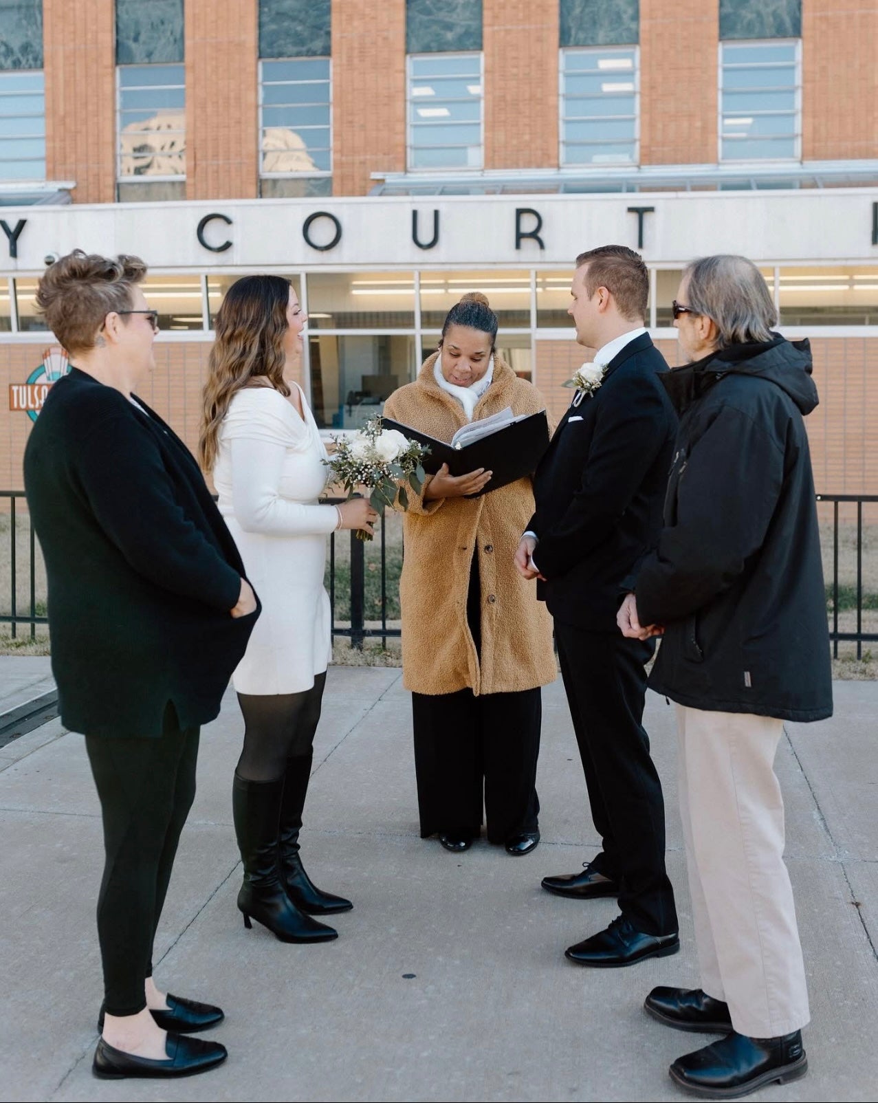 Make it Official: Courthouse Wedding - Simple and Quick Marriage License Completion